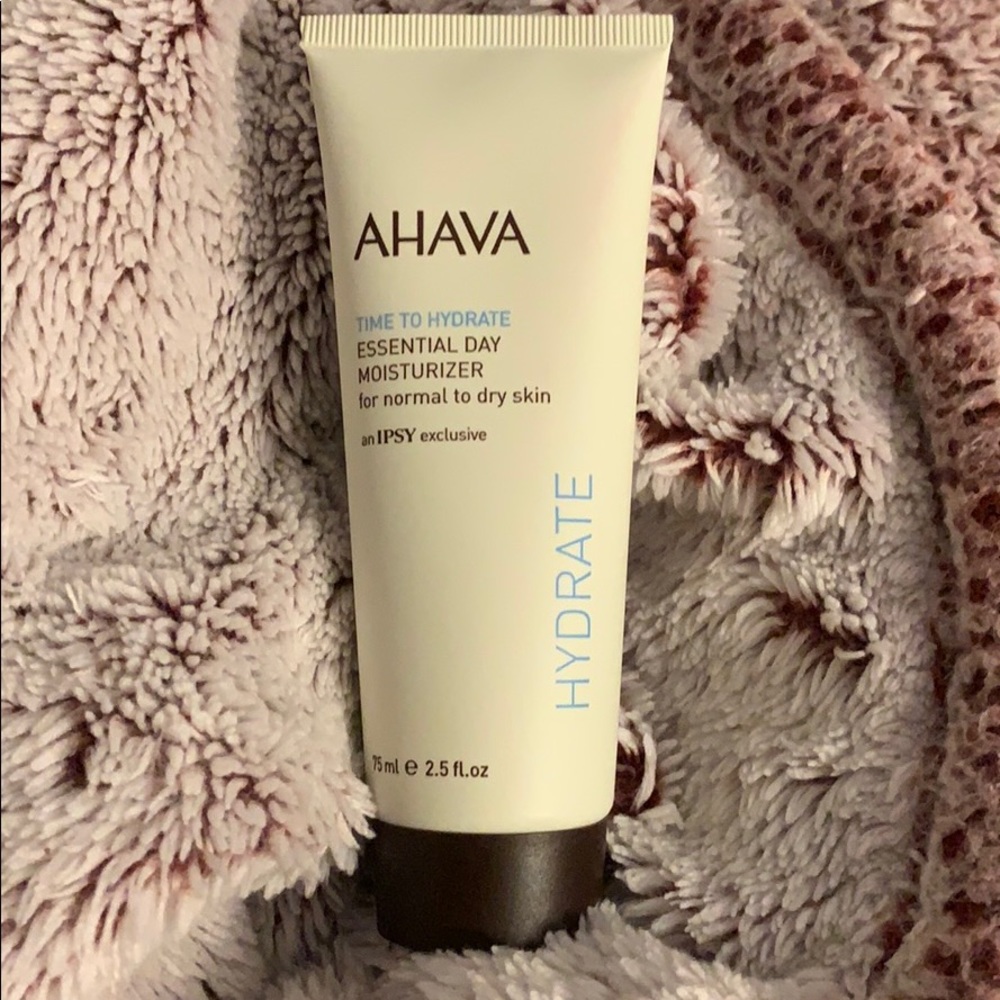 AHAVA Time to Hydrate Essential Day Moisturizer